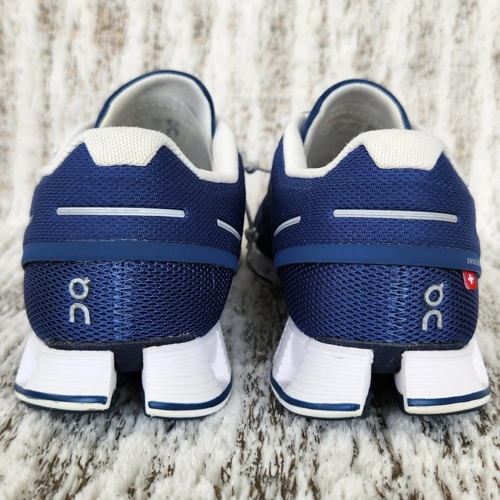 On Running "Cloud 5" Athletic Shoe Sneaker Navy Blue White | Women's Size 9 - Picture 4 of 11